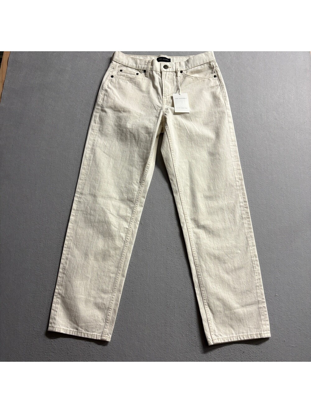 Free Assembly Modern Straight Jeans Womens 30x30 Ecru White 100% Cotton Denim